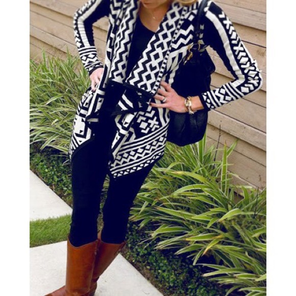 Sweaters - Black and White Color Block Knit Cardigan